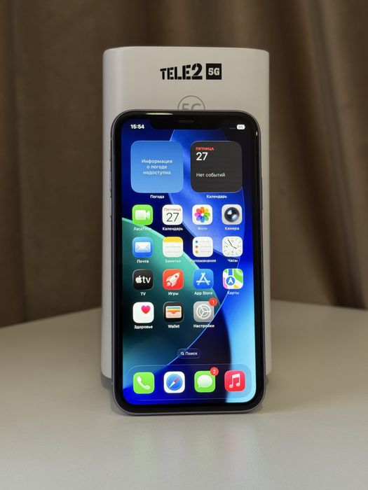 Продам 11 айфон в подарок модем 5g