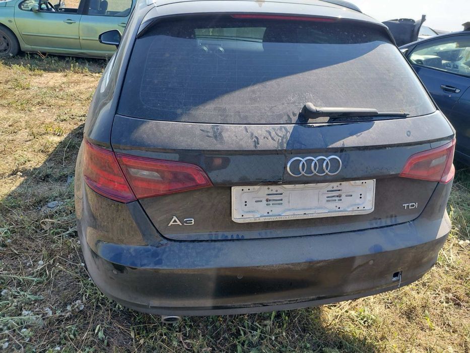 Ауди а3 на части 1.6TDI 105к сили