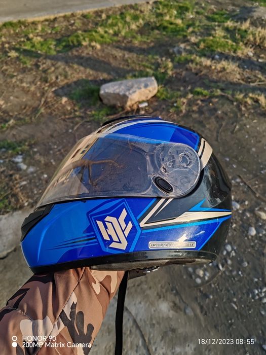 Продам Шлем в хорошем состоянии