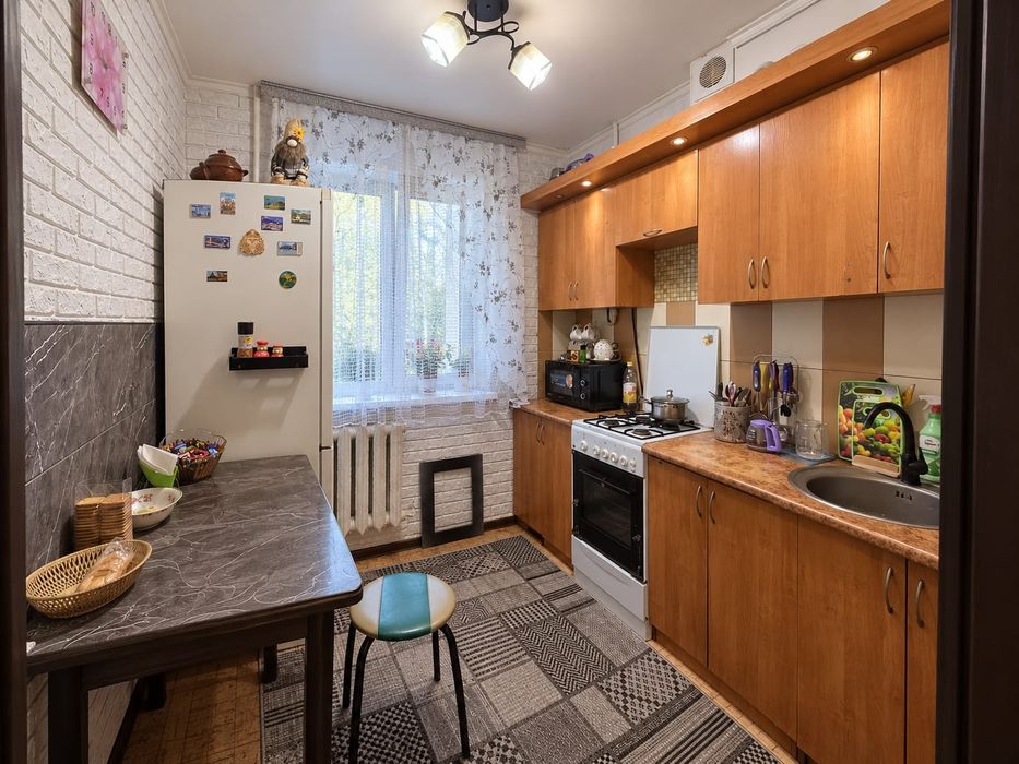 Продам 2комн квартиру в районе парка Победы