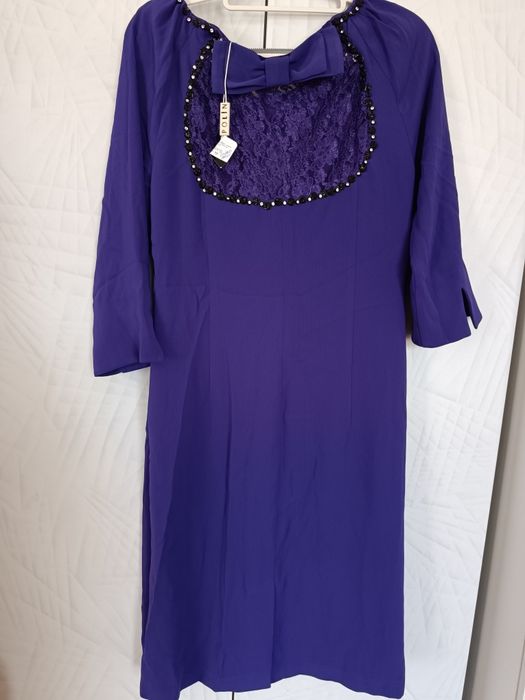 Продам платье новая