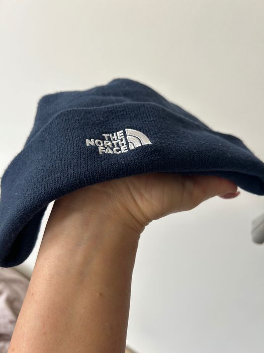 нова шапка The north face