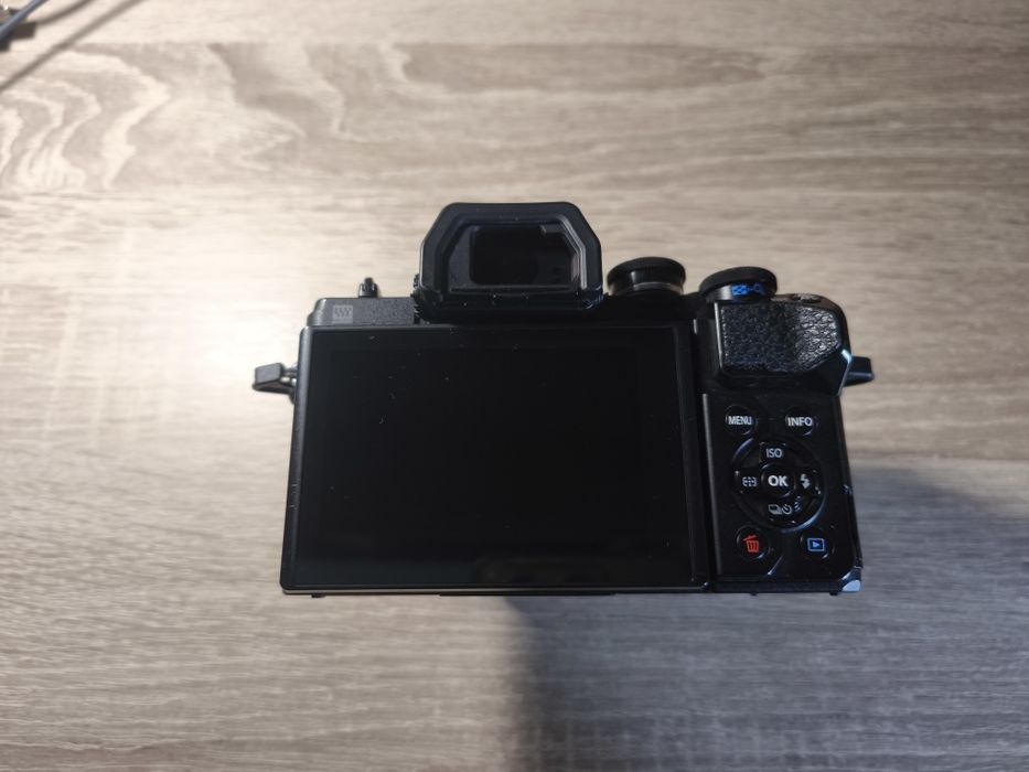 Olympus OM-D E-M10 iii