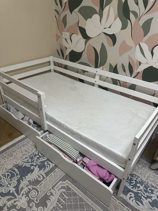 Продам детскую кровать