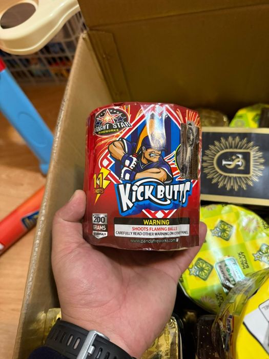 Салюты фейерверки