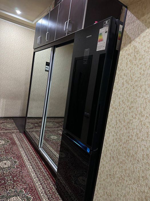 Дархан Новомосковская срочно сдам 3 комнатную квартиру