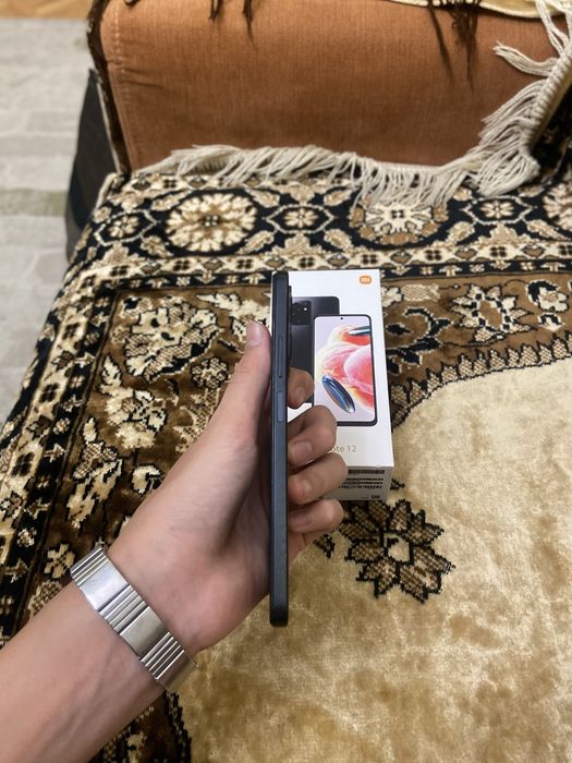 Redmi Note 12 8/256gb Срочно