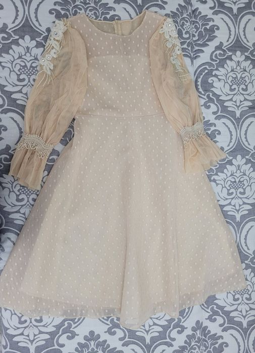 Продам платье нарядное 46-48 разм.