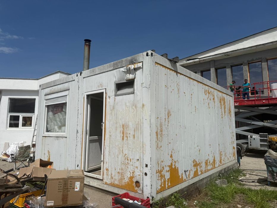 Container birou, locuit