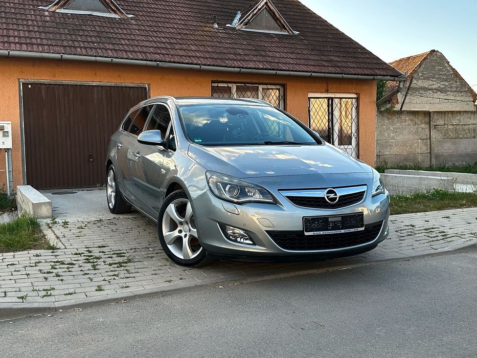 Opel Astra J 2011 Euro 5 motor 2.0 Tdi