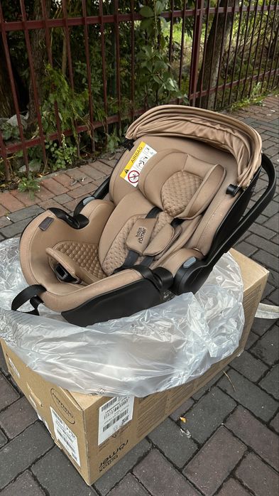 Scoica bebelus Britax romero