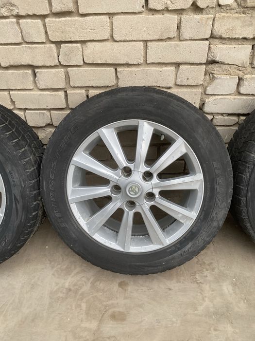 Продам шины 275/55R20 с дисками
