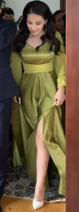 Вечернее платье