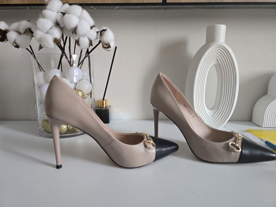 Продам туфли за  25