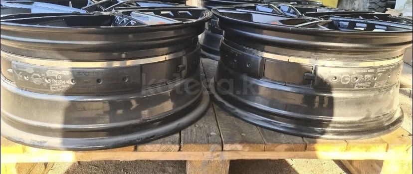 Комплект оригинальные диски Хюндай р19.