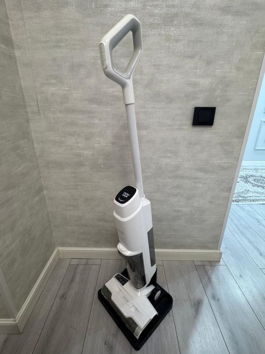 Вертикальный пылесос Trouver -max-