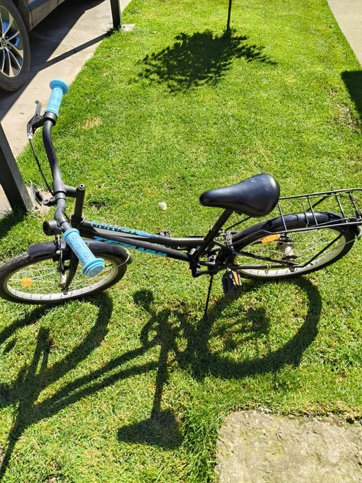 Bicicleta pt copii 7-10 ani