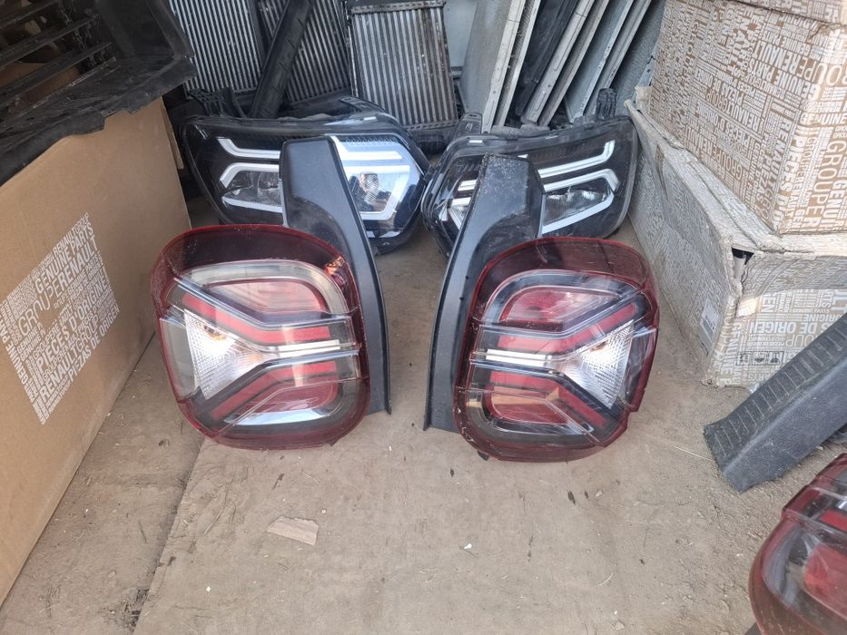 Set, Lampi spate Y, Faruri cu grila Far Dacia Duster Hjd/ Bara fata 20