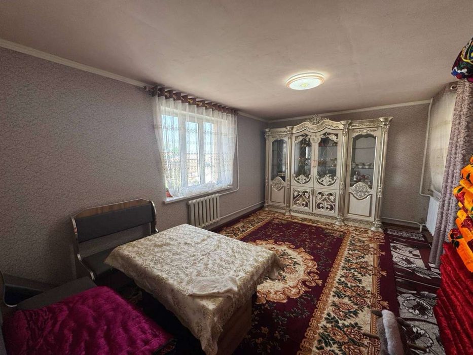 Текстилда ховли уй сотилади