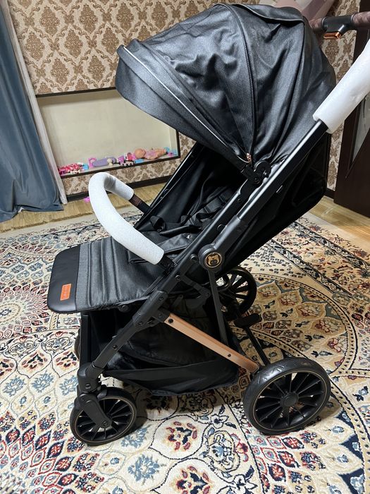 Продам б/у коляску 30.000 тг