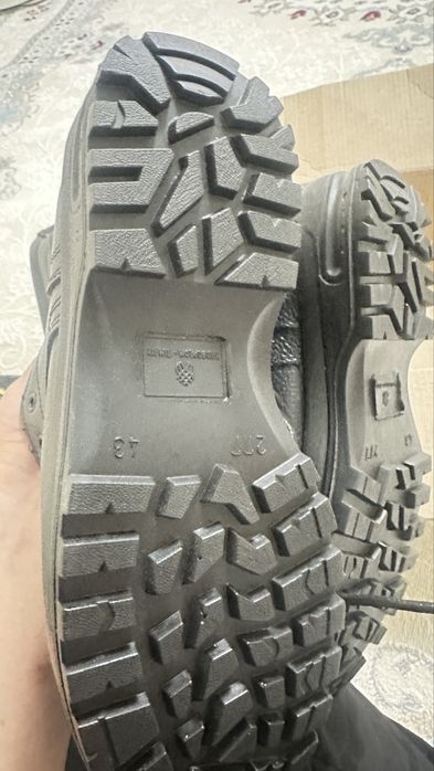 Продам военные берцы 43 размера