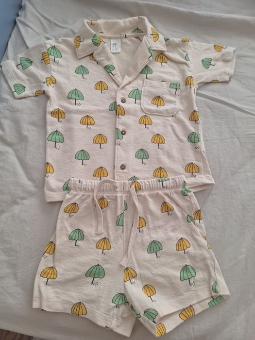 Дрехи на  H&M момче