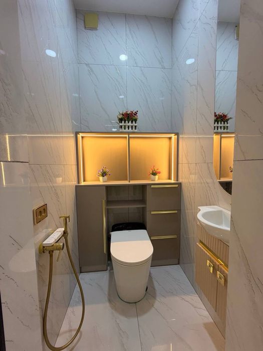 ЖК SILK WAY (Максим Горький буз базар) до метро 200 метров