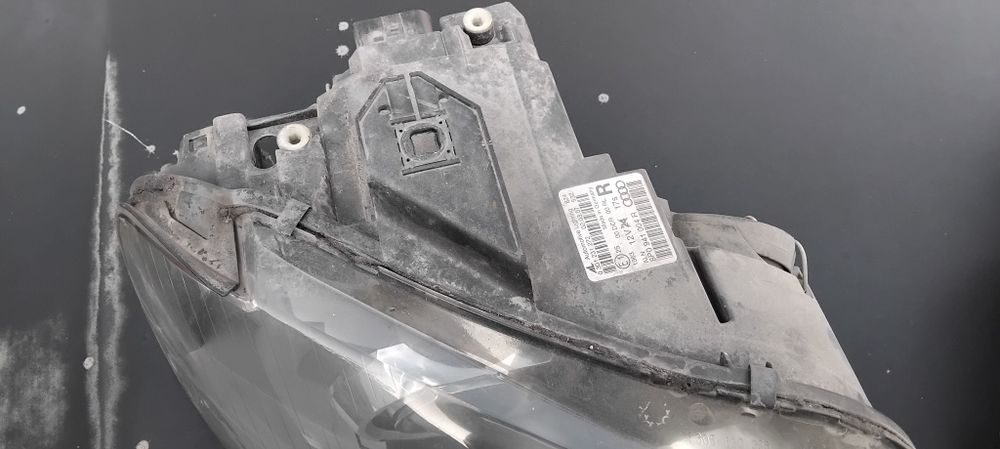Bi Xenon завиващи фарове Audi A3 8P