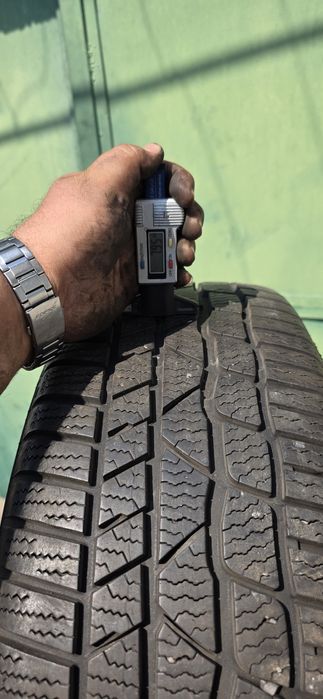 Гуми 4бр 215/60/17 - 1бр- 75 евро