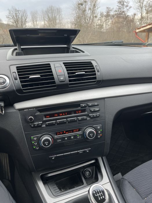 Vand Bmw 116i. Masina personala