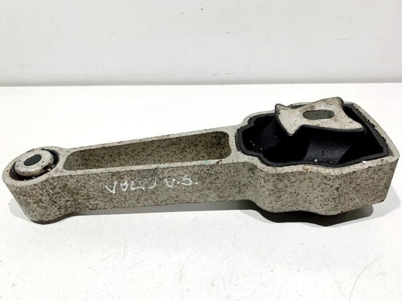 Suport / tampon antibalans Volvo XC60 facelift 30793322 2.4 d5 D5244T1