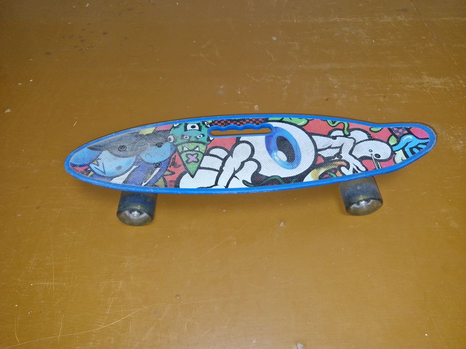 Продам скейтборд