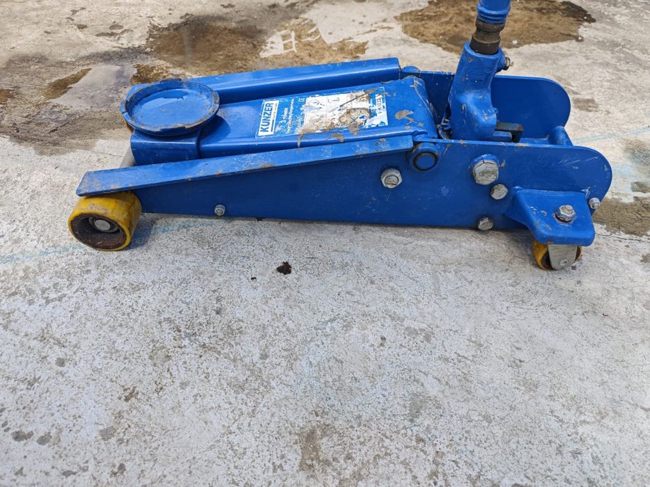 Cric hidraulic tip crocodil KUNZER de 3 tone