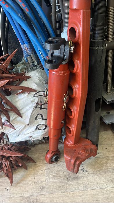 Запчасти по навеске к700