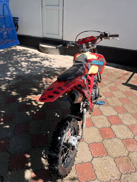 Zuumav f4 мотор педа 125