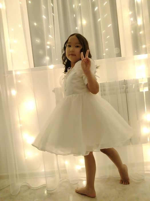 Продам красивое платья