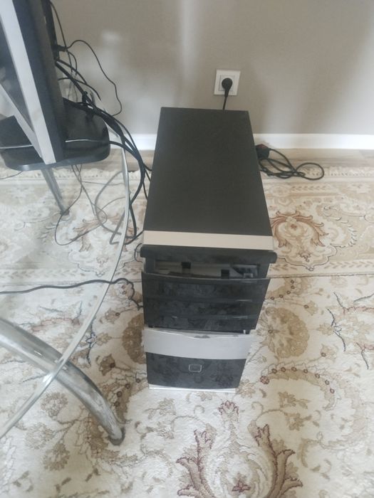 Продам Компьютер б/у