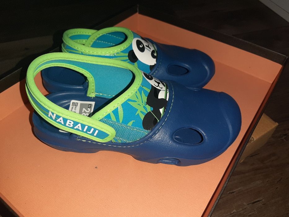 Sandale piscină  și  plajă  mărimea  28/29 noi