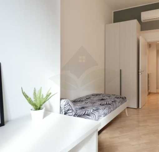 Дава се под наем Тристаен апартамент в Пловдив, Каменица 2 - 95 кв.м за 298.86 € - Снимка #3