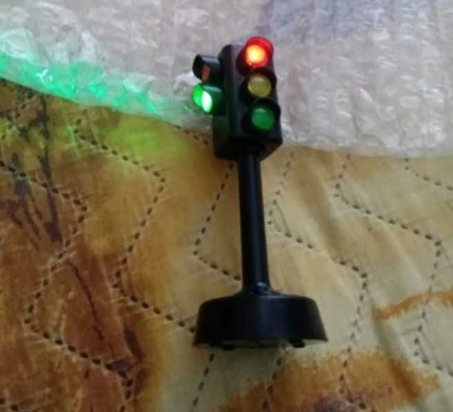 Светящийся светофор для детей