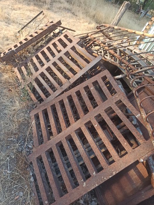 Лоток железный 5 штук очень прочный СССР.