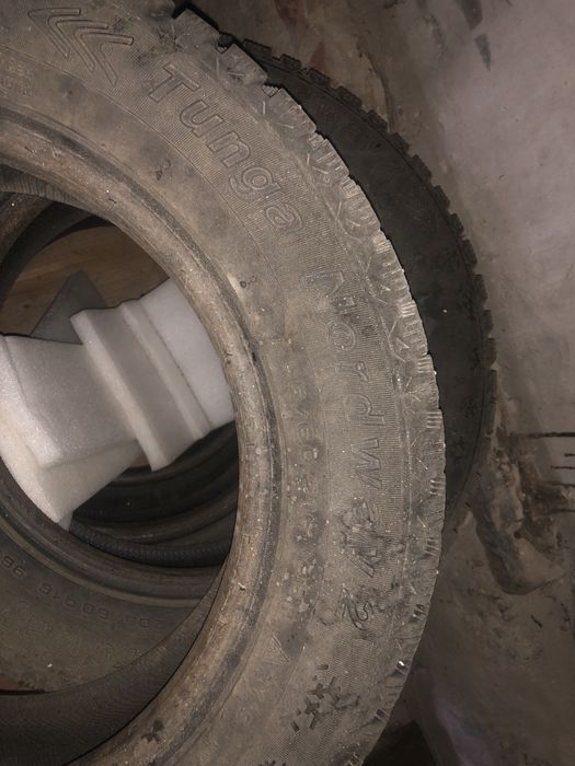 Продам шины на 16
