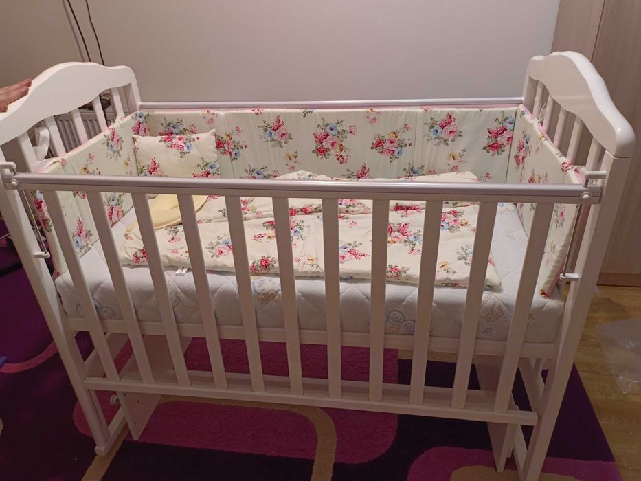 Кроватка детская
