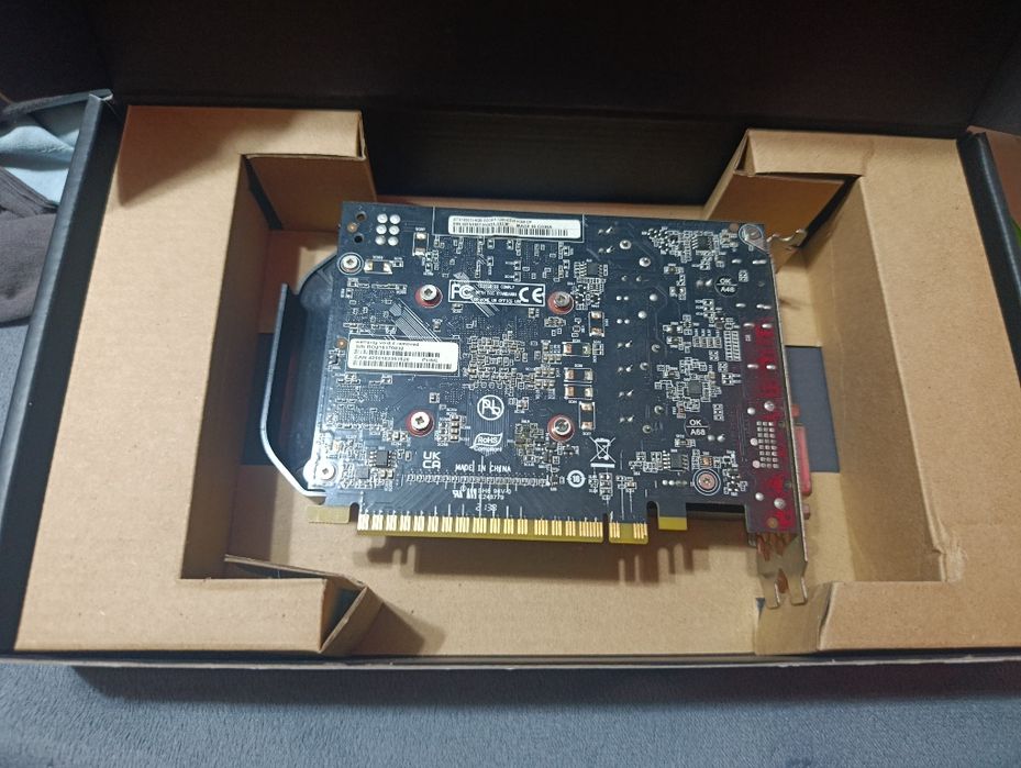 Видеокарта GTX 1050 TI 4GB
