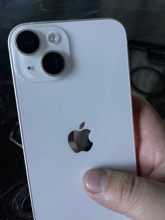 Продам Айфон 14 белый свет