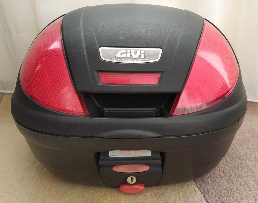 Багажник - куфар за мотор