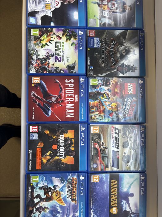 Jocuri PS 4 in stare foarte buna