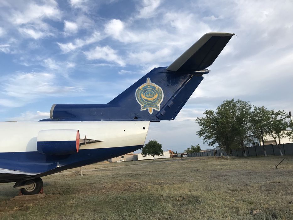 Художник, роспись стен