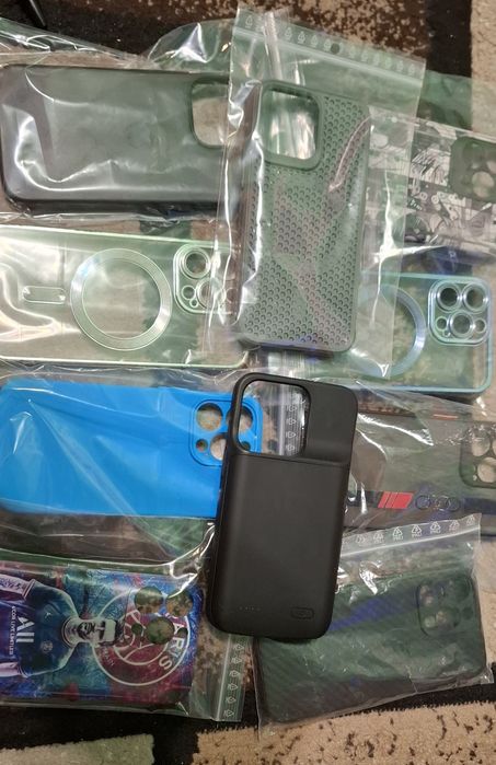 Huse Samsung Galaxy A53 si Iphone 13 pro