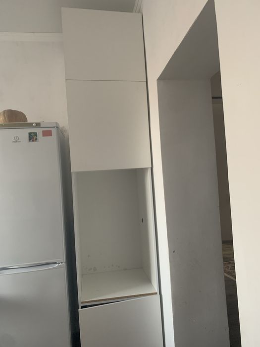 Продам шкаф размер 3 метра ………….